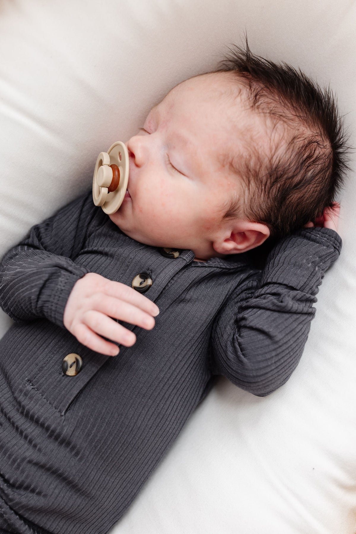 Hudson Ribbed Newborn Hat Bundle + Knotted Gown