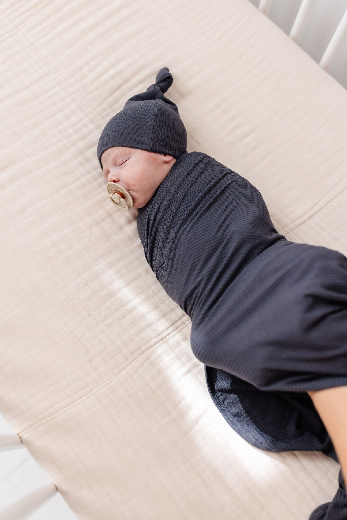 Hudson Ribbed Newborn Hat Bundle + Knotted Gown