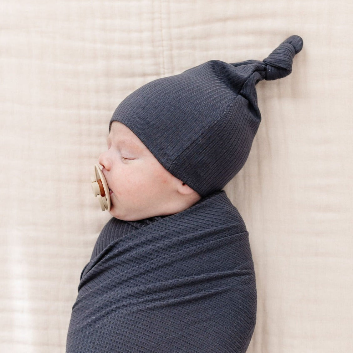 Hudson Ribbed Top Knot Hat