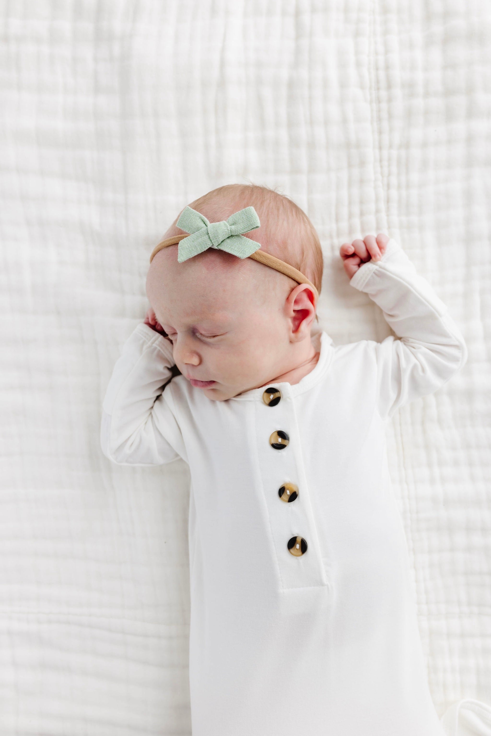 Classic Bow - Sage