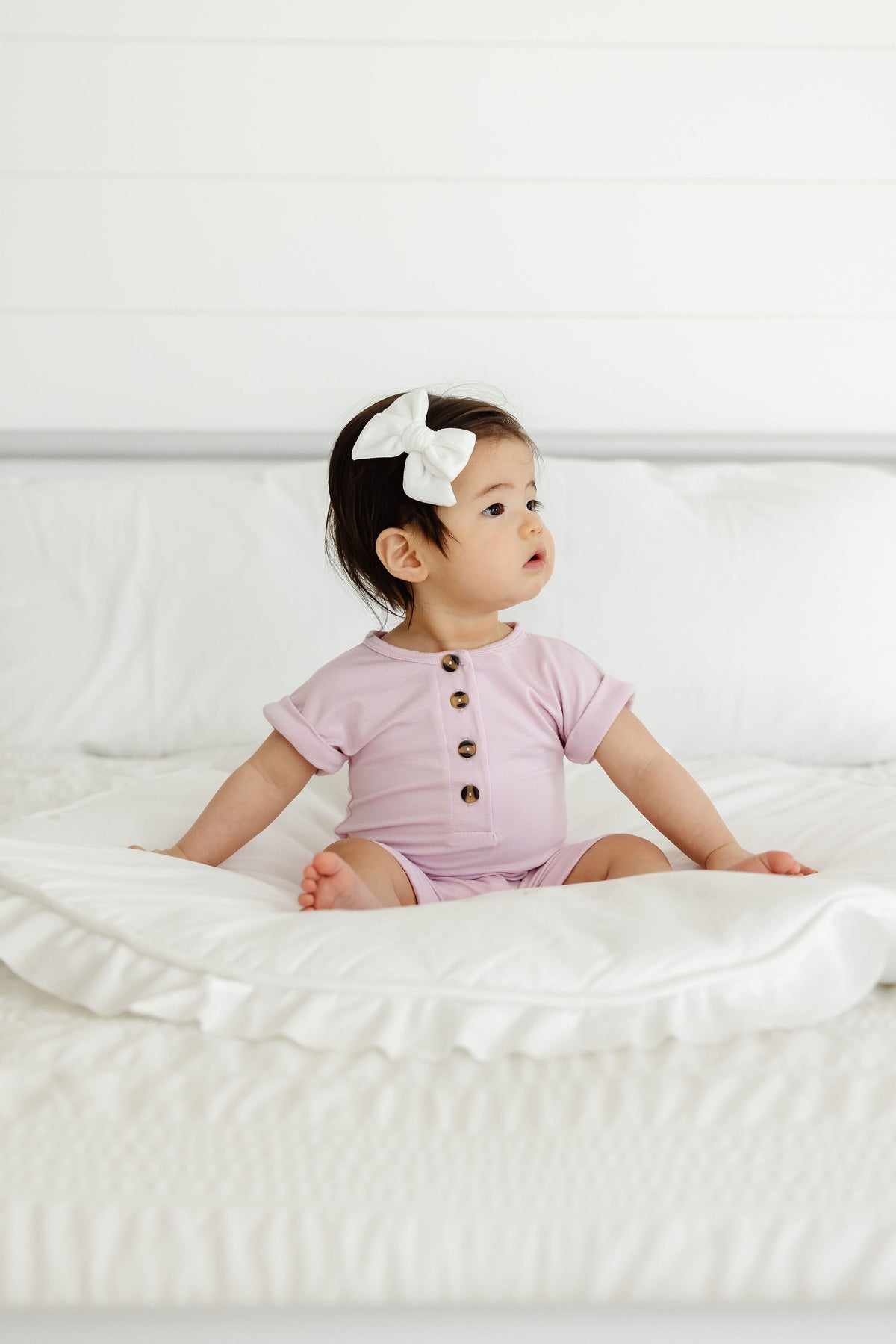 Velvet - Ivory Bow