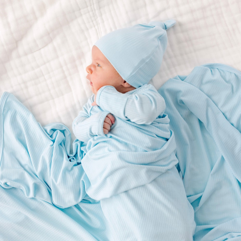 Oliver Ribbed Newborn Hat Bundle (Gown)