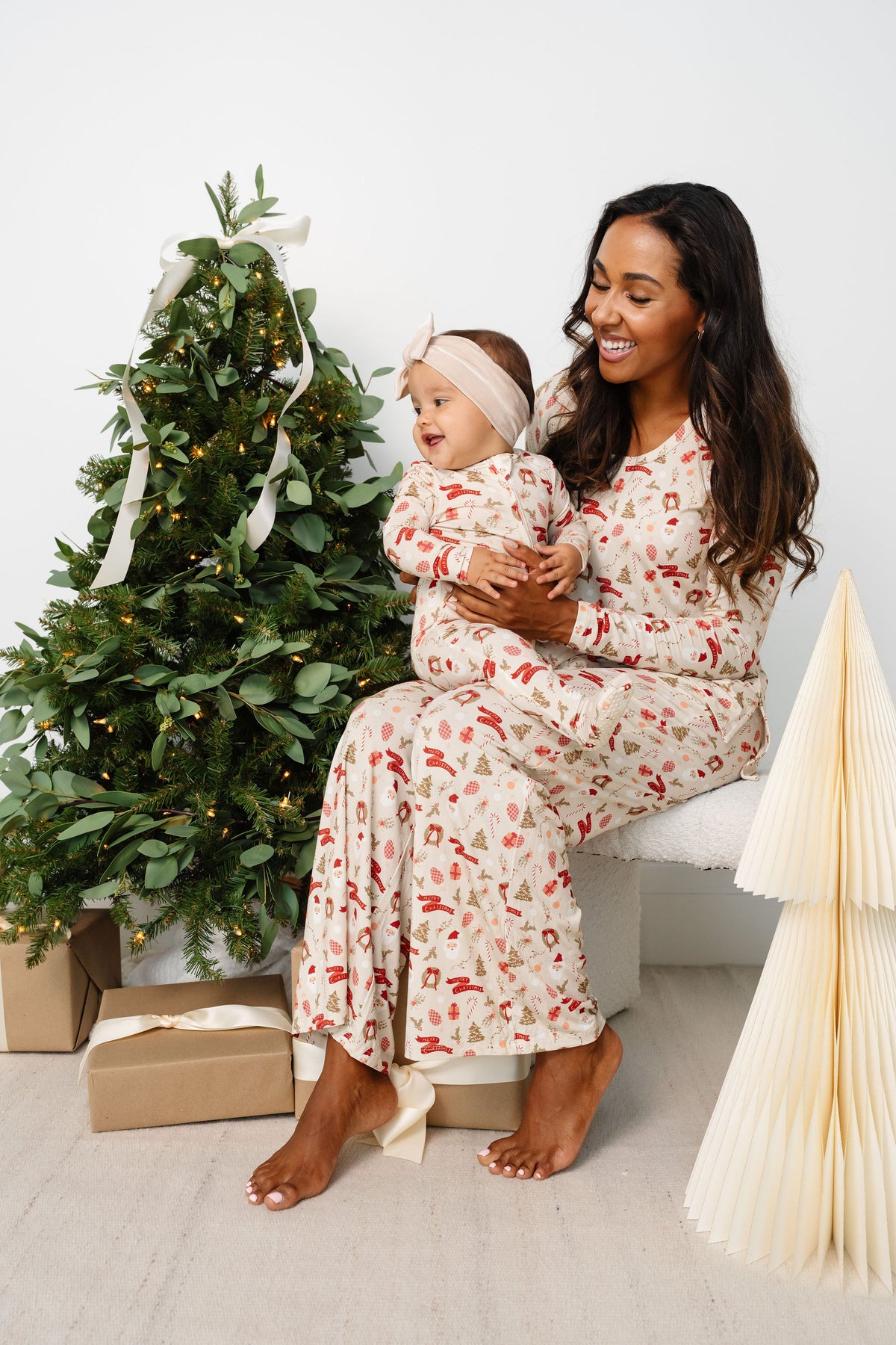 Mistletoe Zipper Footies