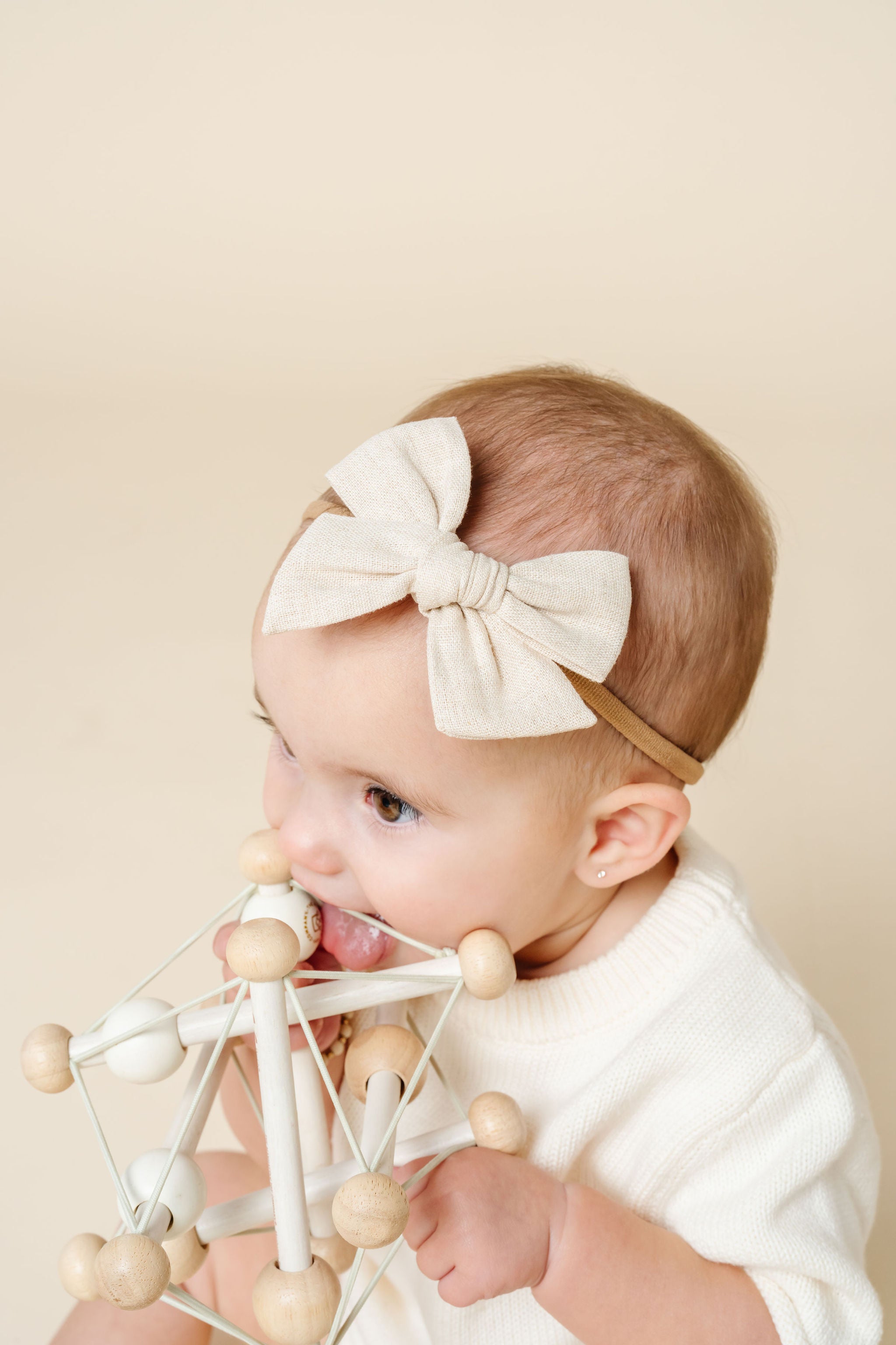 Classic Bow - Sand