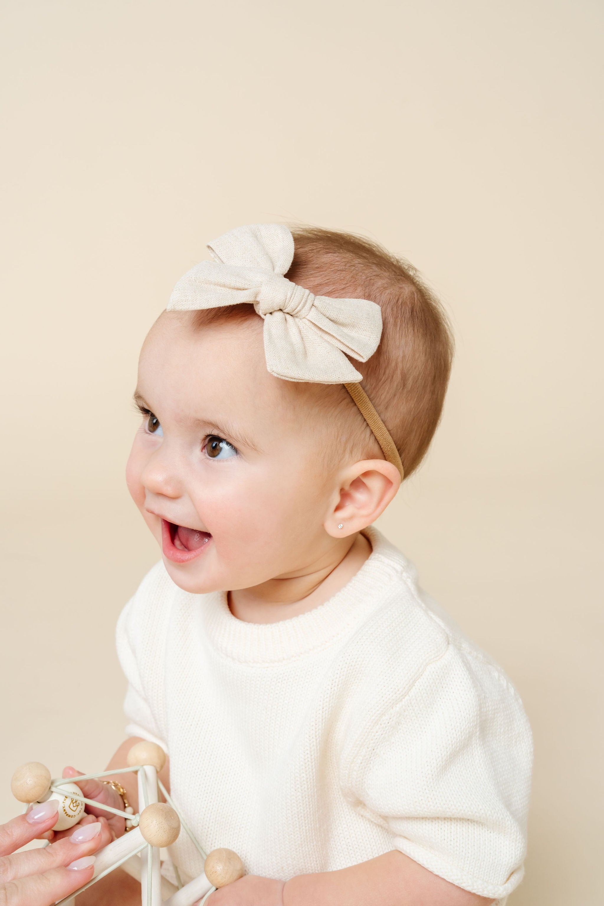 Classic Bow - Sand
