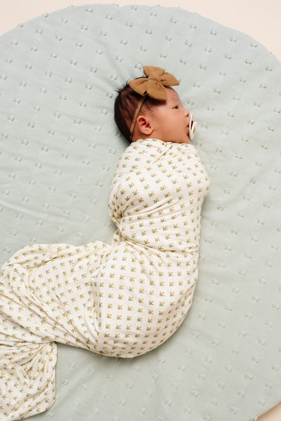 Della Newborn Headband Bundle (Gown)