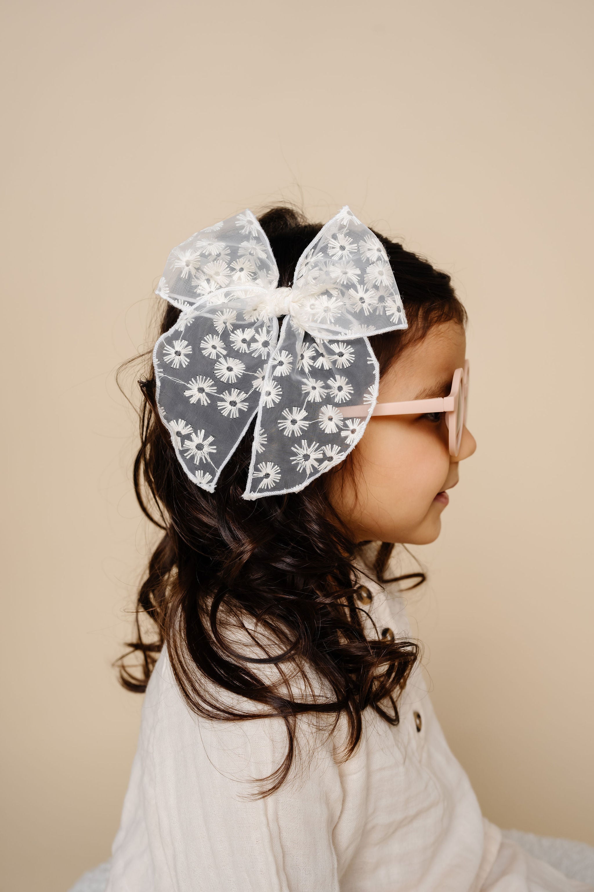 Heirloom Bow - Daisy Lace Clip