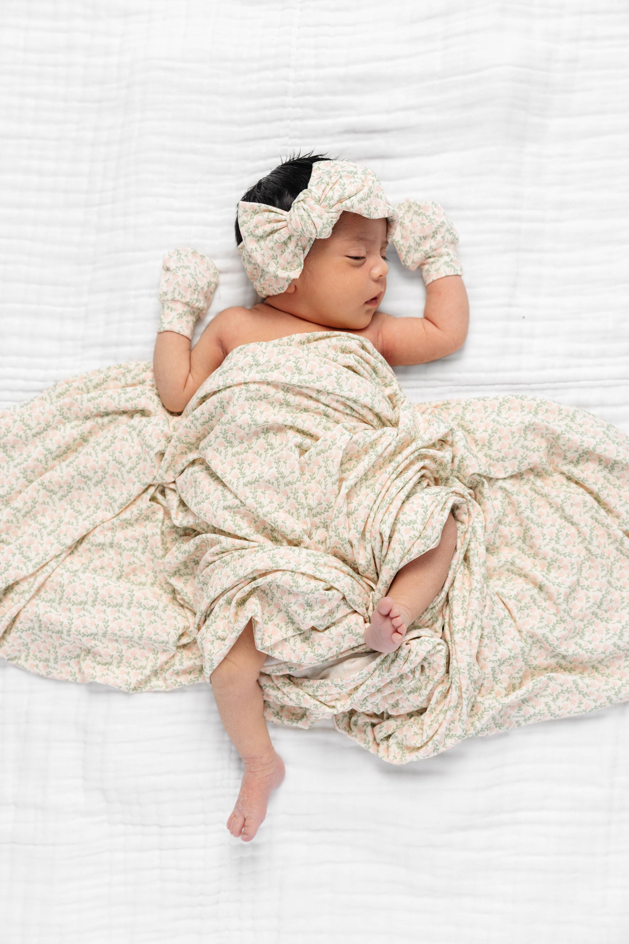 Quincy Newborn Headband Bundle (Gown)