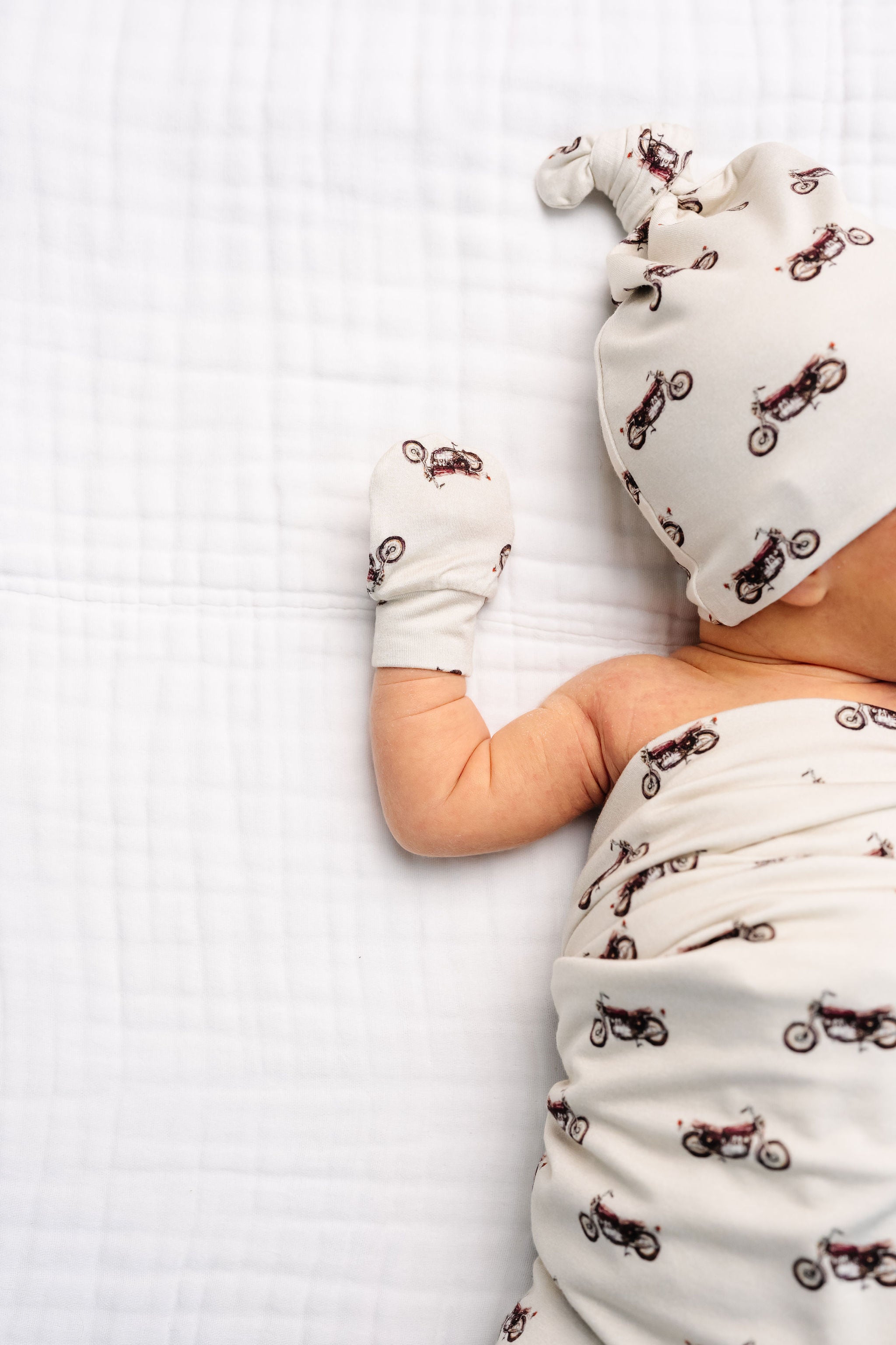 Cruz Newborn Hat Bundle (Top + Bottom)