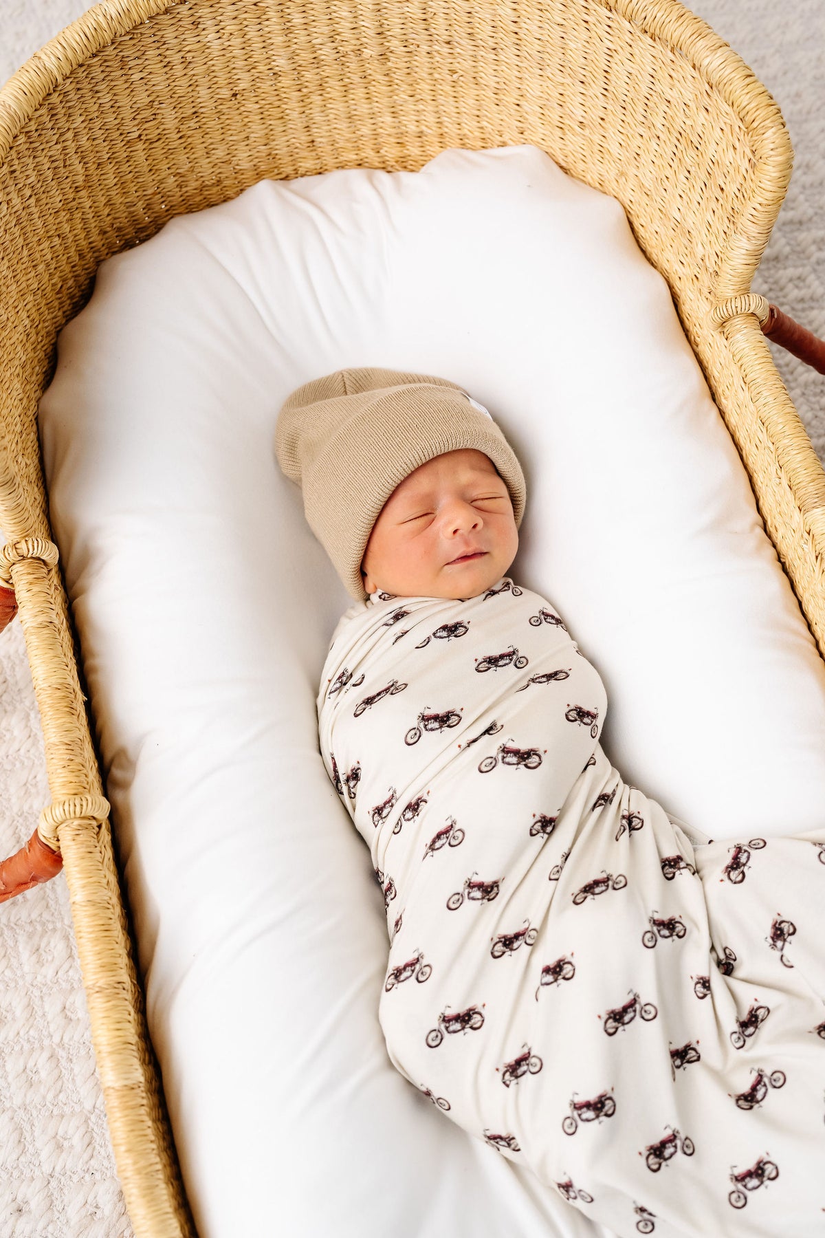 Cruz Newborn Hat Bundle + Knotted Gown