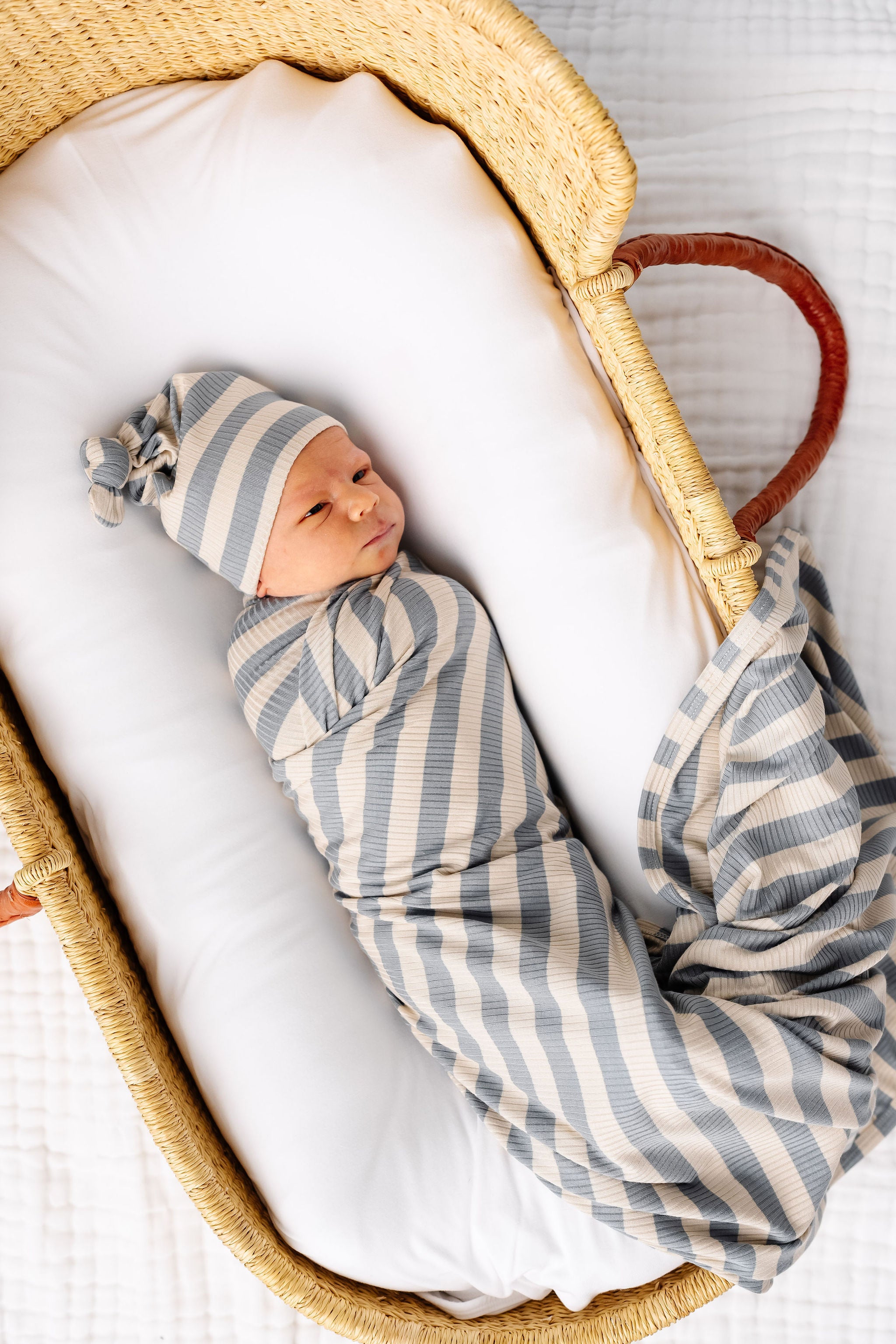 Lincoln Ribbed Swaddle Blanket