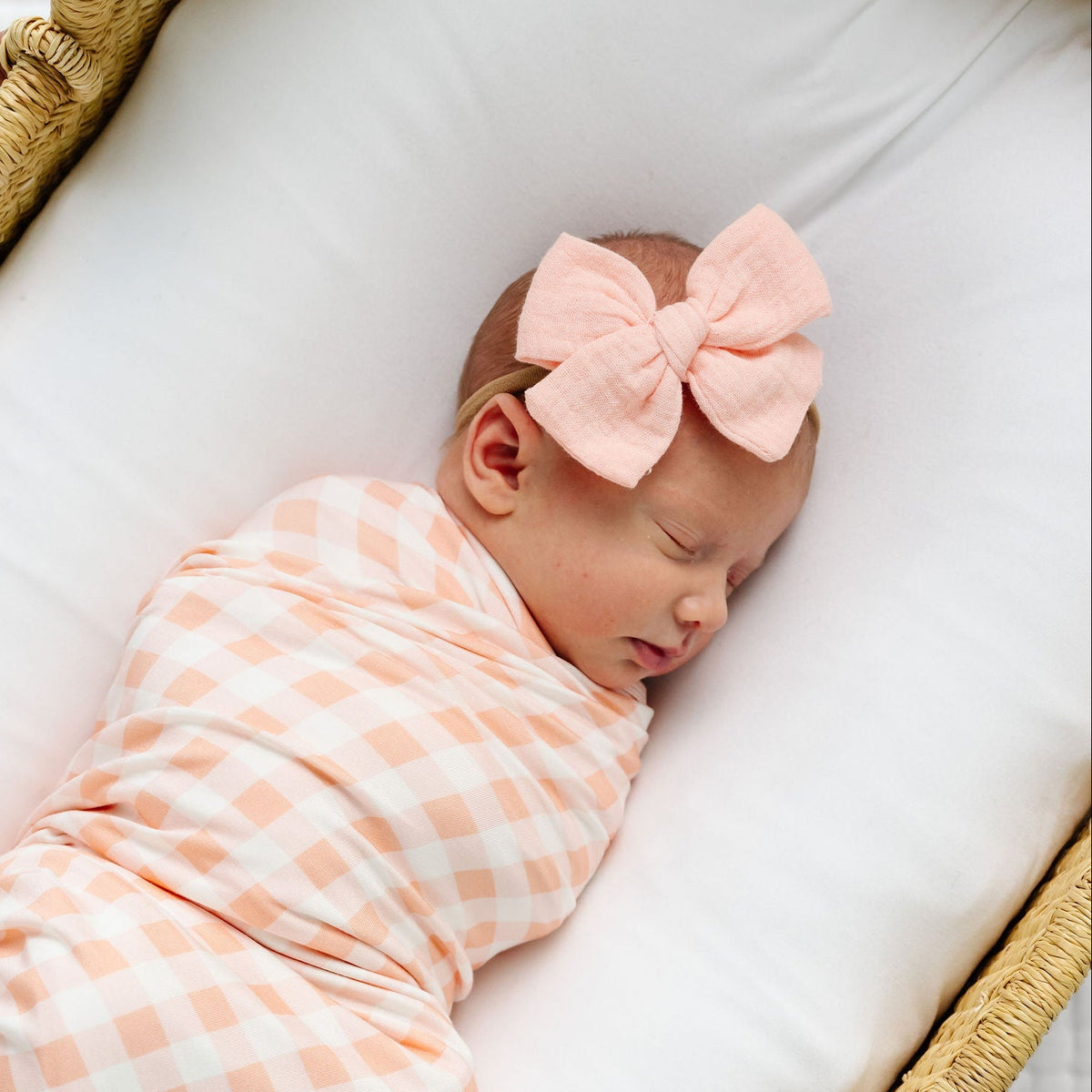 Adventure Bow - Ballet Pink
