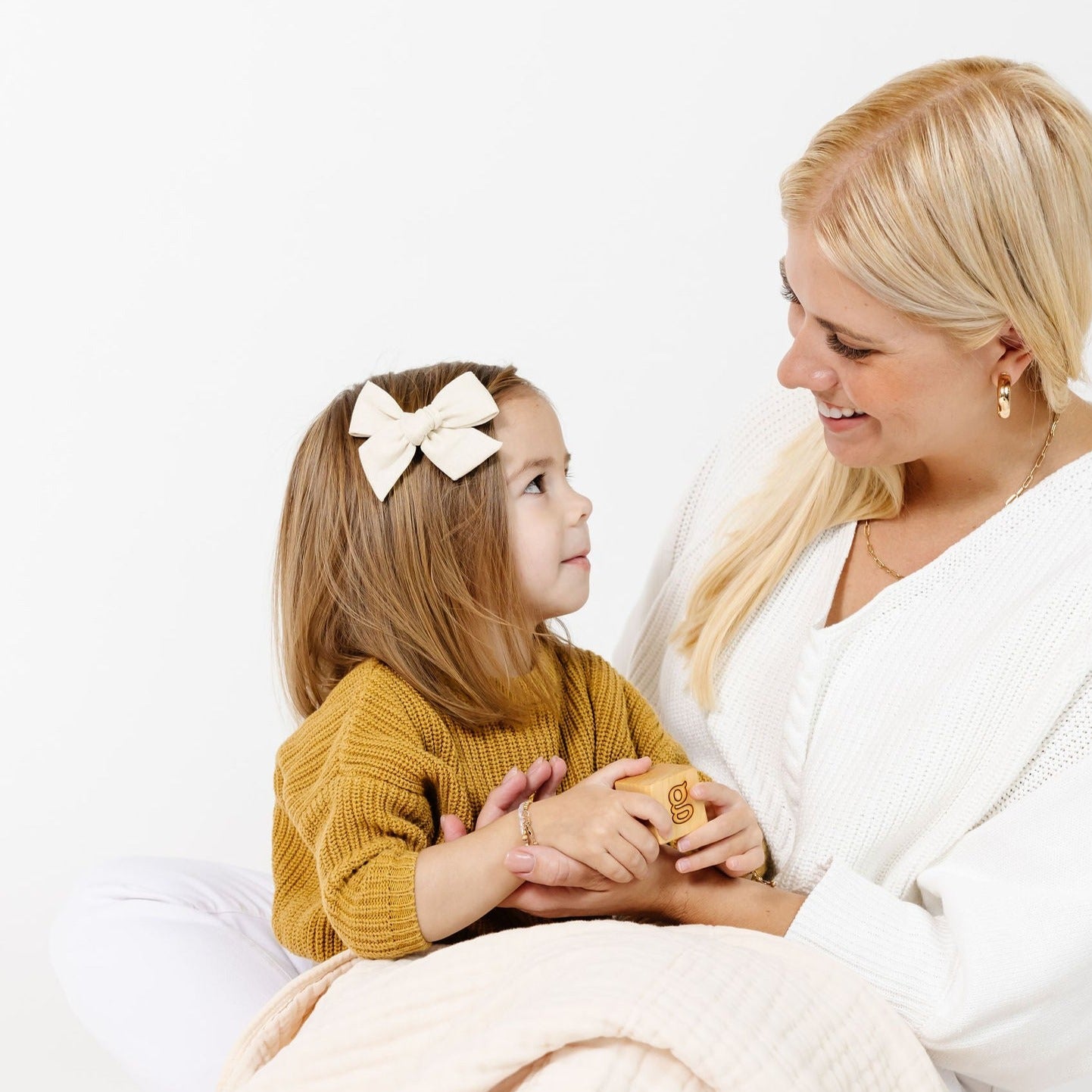 Classic Bow - Ivory