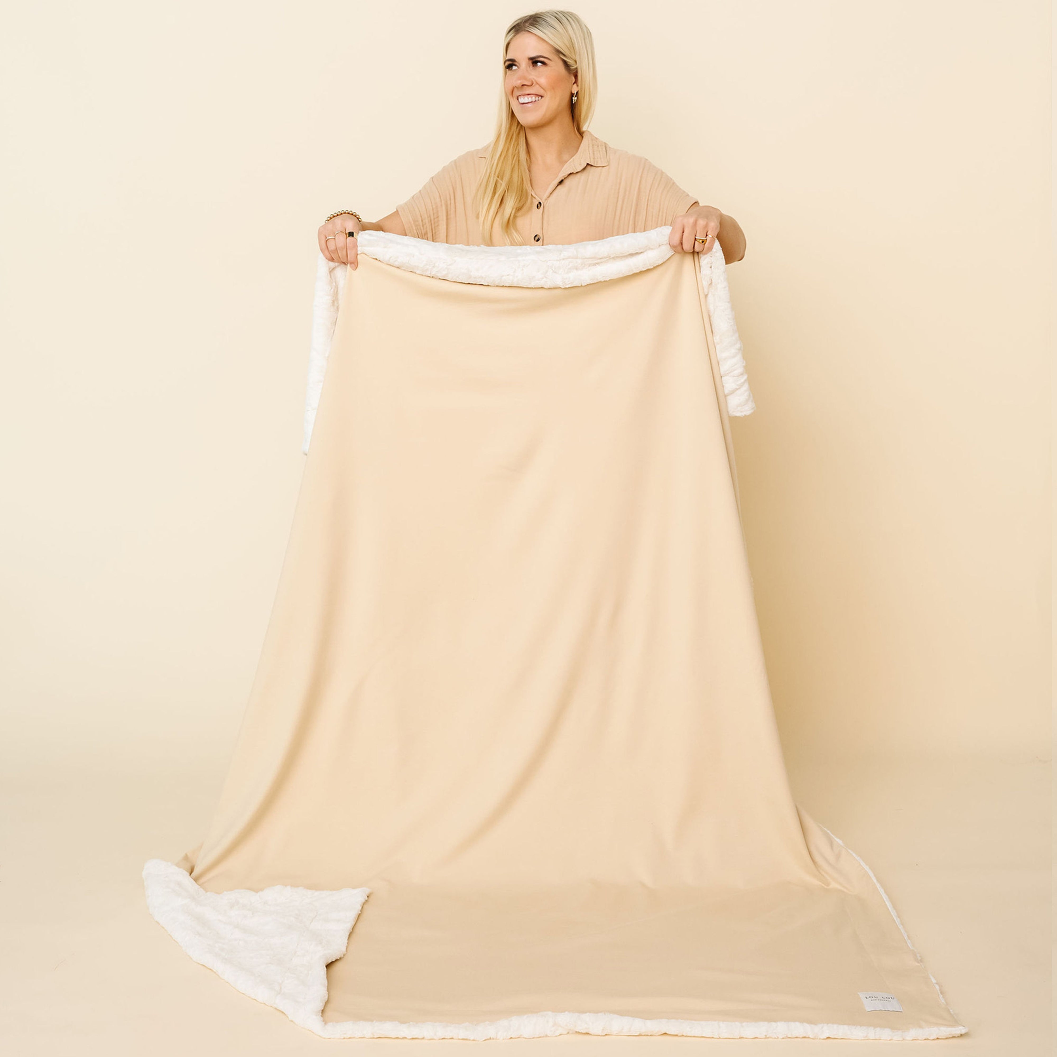 Cozy Blanket - Latte - Adult/Throw