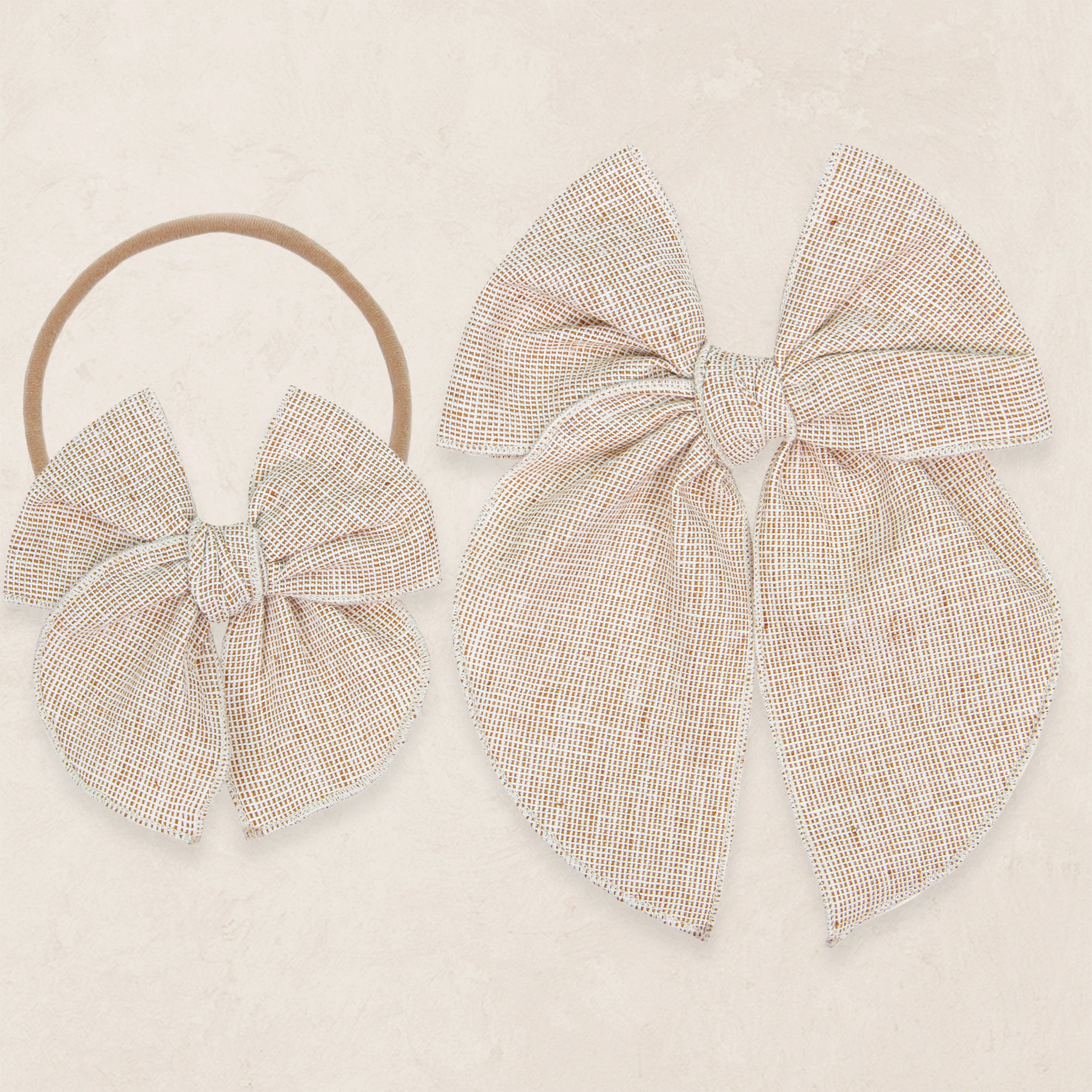 Heirloom Bow - Tan Chambray