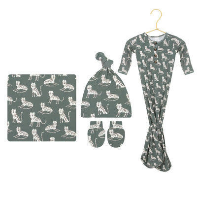 Kai Newborn Hat Bundle (Gown)