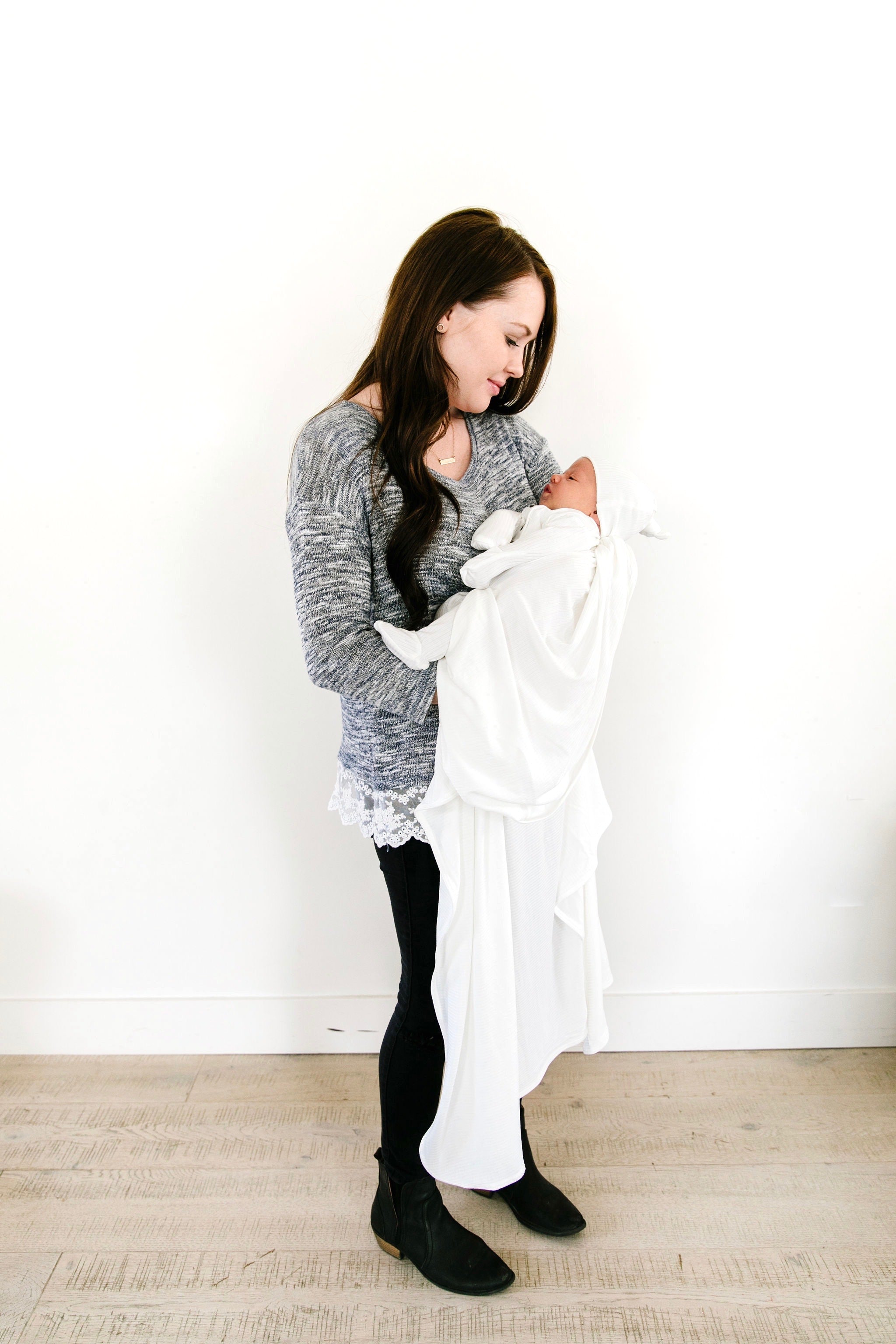 Wren Ribbed Newborn Headband Bundle (Gown)