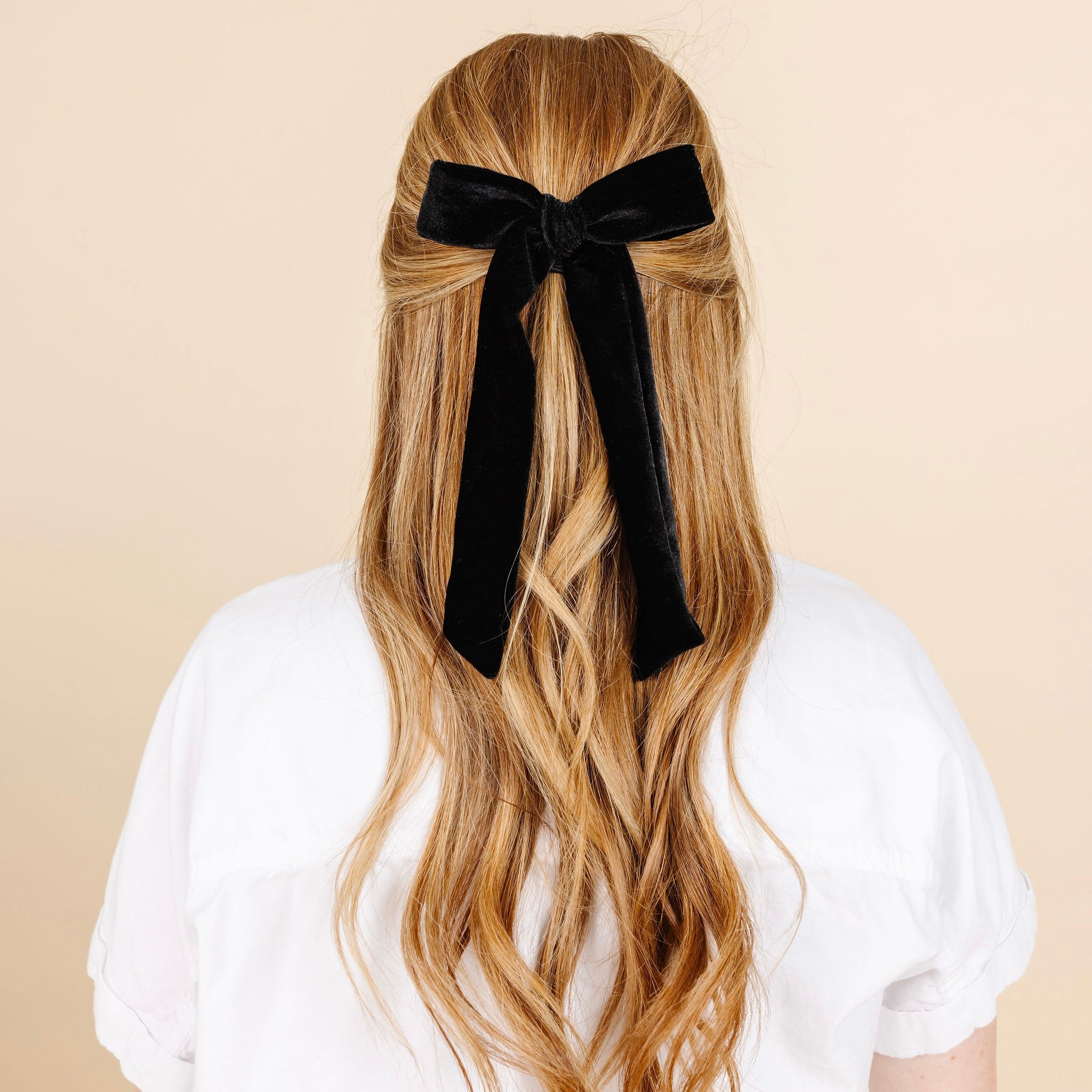 Velvet - Black Bow Sash Clip