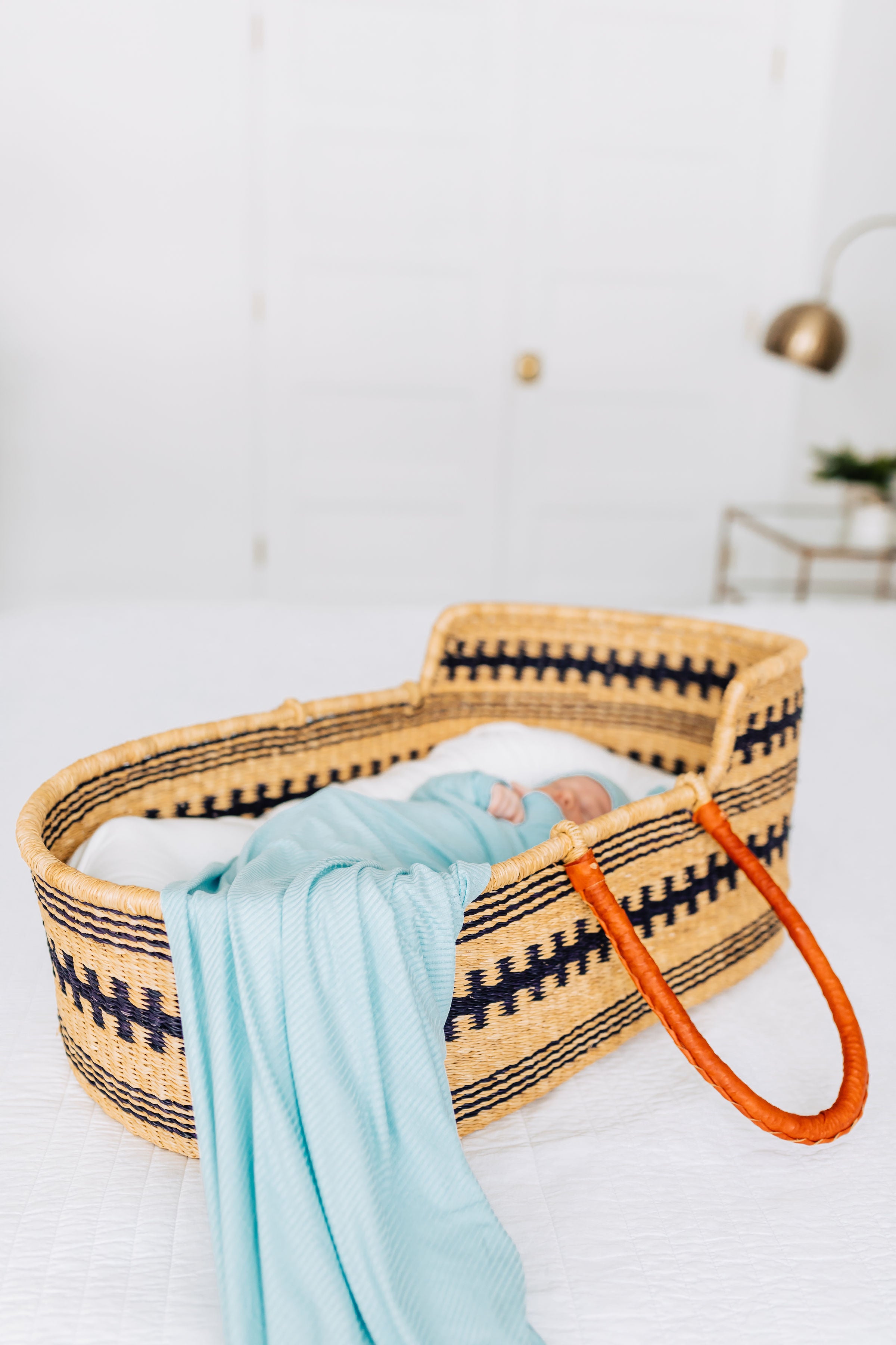 Oliver Ribbed Swaddle Blanket